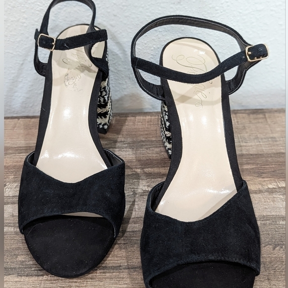 Fergie strappy heals size 9.5 - Picture 5 of 10